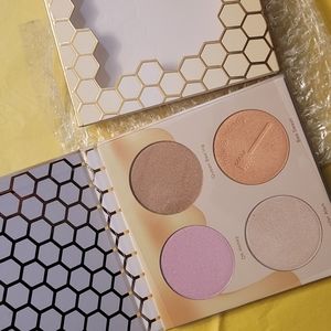 NIB- Milk & Honey Highlighter Pallet
